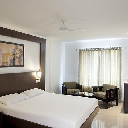Lalitha Inn Guruvāyūr Extérieur photo