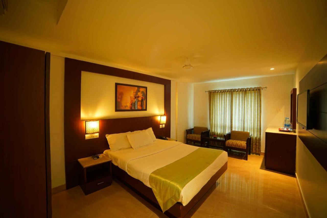 Lalitha Inn Guruvāyūr Extérieur photo